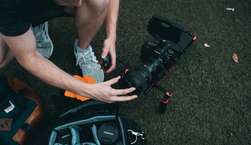 色彩心理学×动态美学，白云鄂博矿区产品视频拍摄公司唤醒感官冲击力